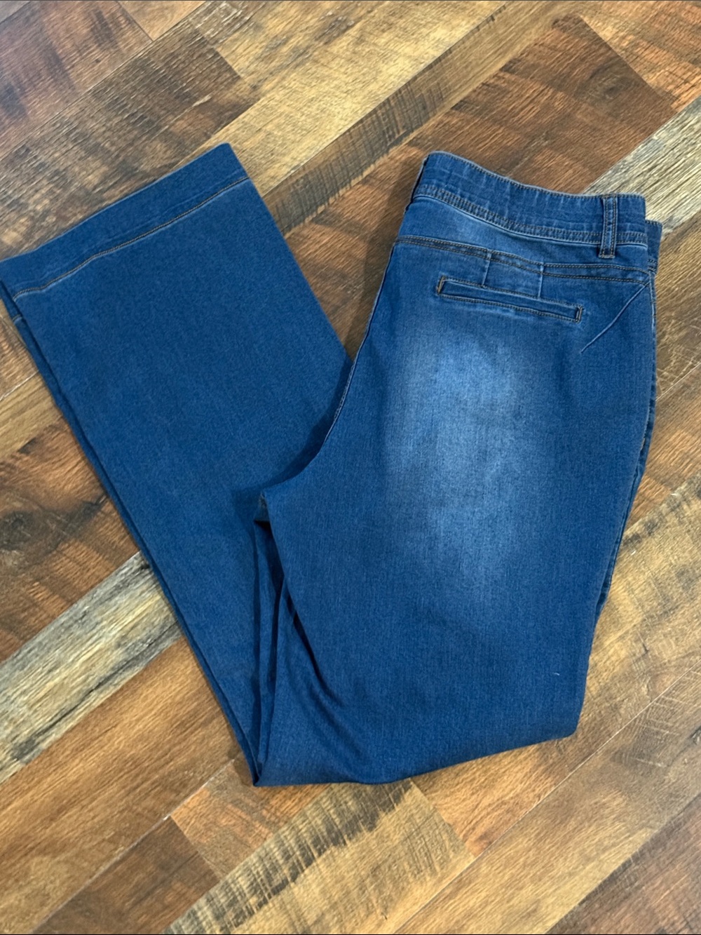 EST. 1946 Denim Curvy Jeans Women’s Size 14 Stretch Bootcut Dark Wash